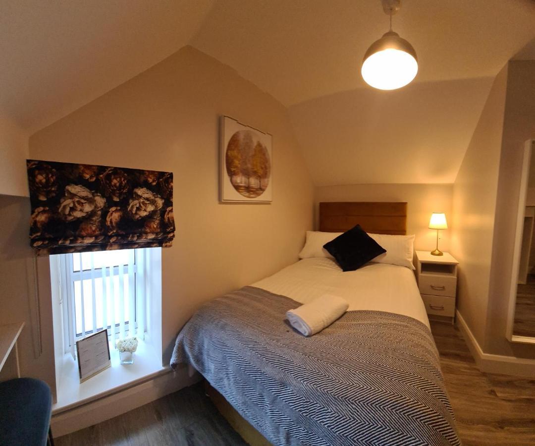The Manor Guest Accommodation Dungiven Экстерьер фото