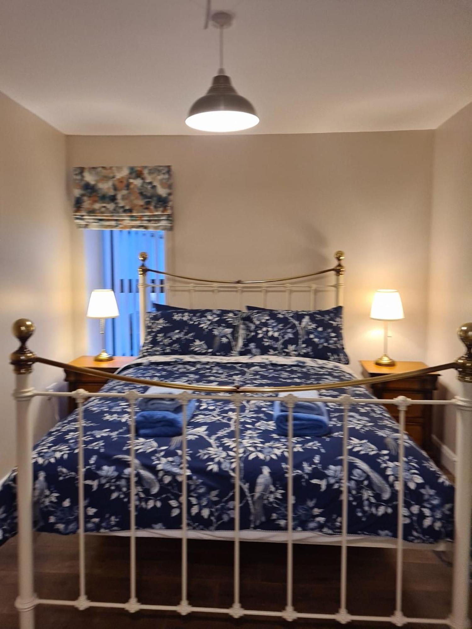 The Manor Guest Accommodation Dungiven Экстерьер фото